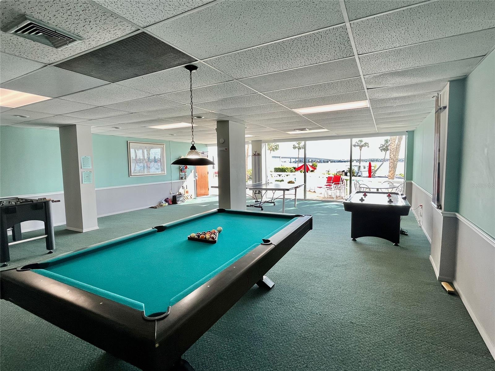 Bayshore Bath & Tennis Club Condo - Residential