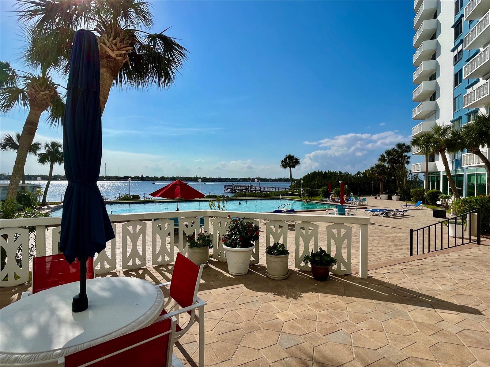 Bayshore Bath & Tennis Club Condo - Residential