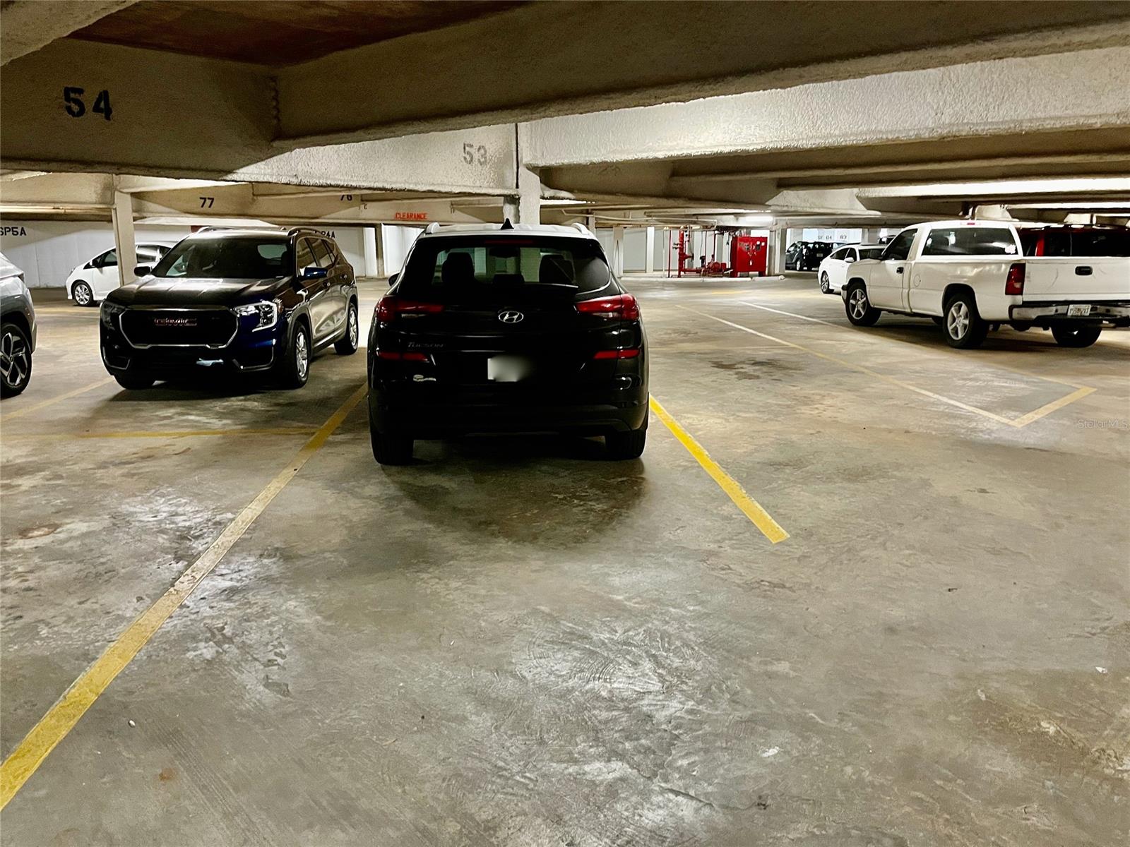 Bayshore Bath & Tennis Club Condo - Residential