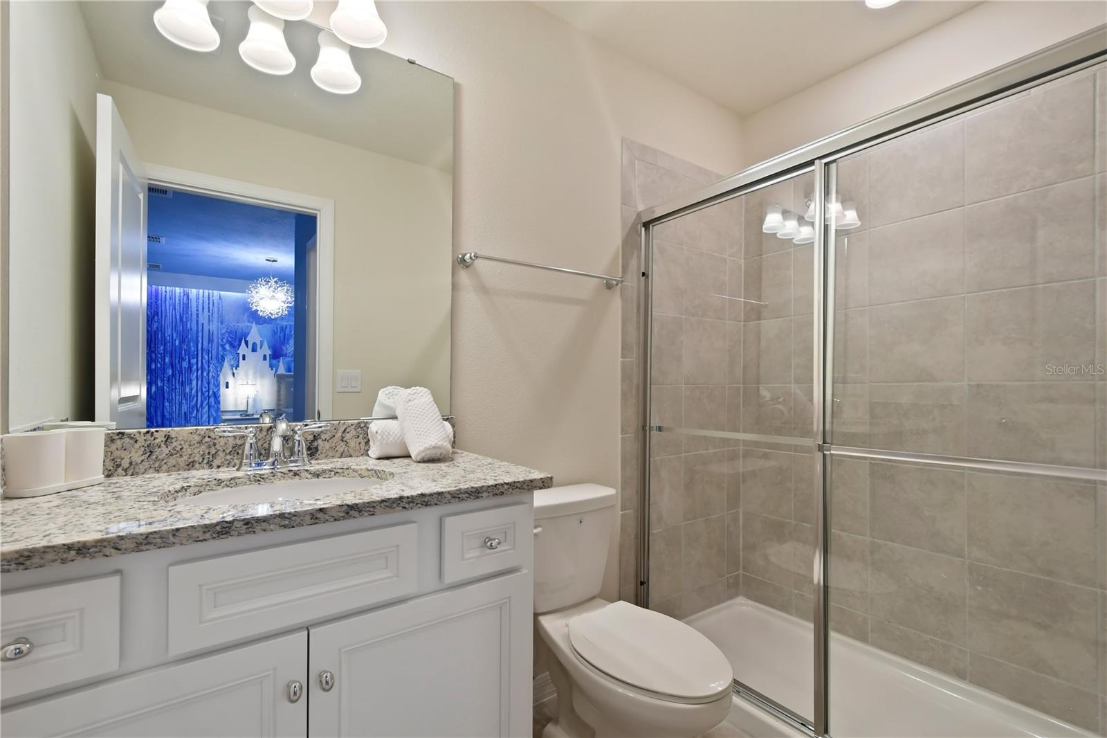 WINDSOR ISLAND RESIDENCE PH 2B - Residential