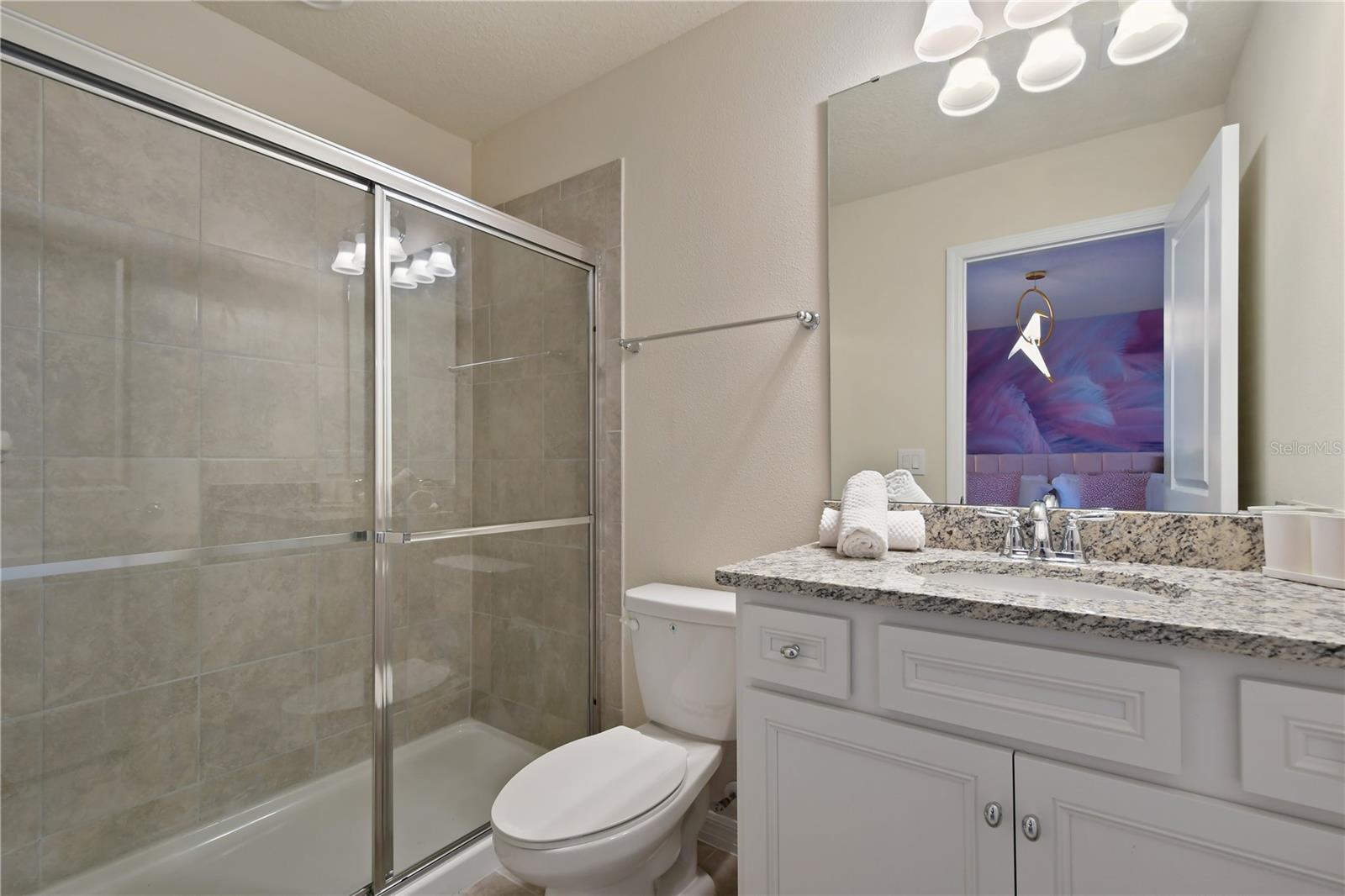 WINDSOR ISLAND RESIDENCE PH 2B - Residential