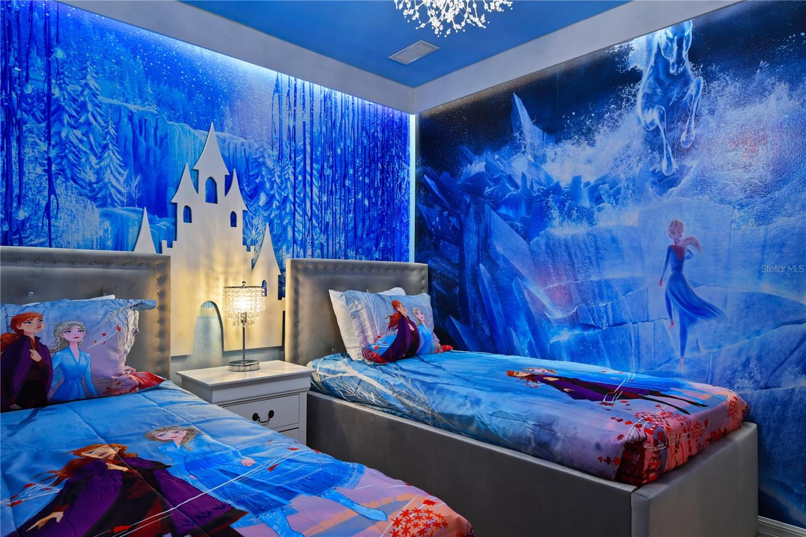 WINDSOR ISLAND RESIDENCE PH 2B - Residential