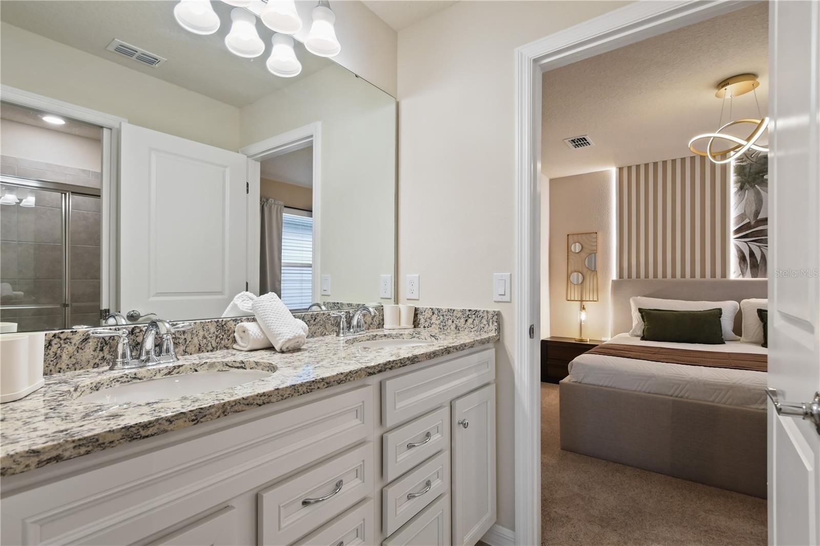 WINDSOR ISLAND RESIDENCE PH 2B - Residential