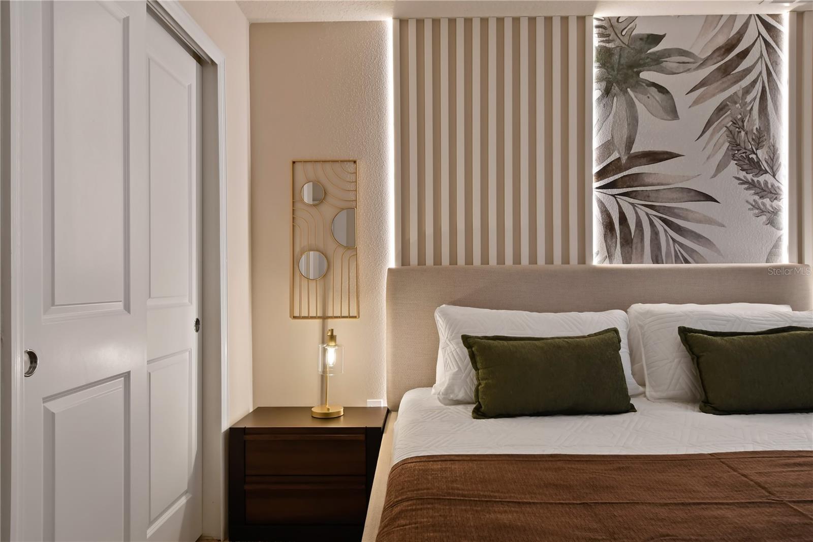 WINDSOR ISLAND RESIDENCE PH 2B - Residential