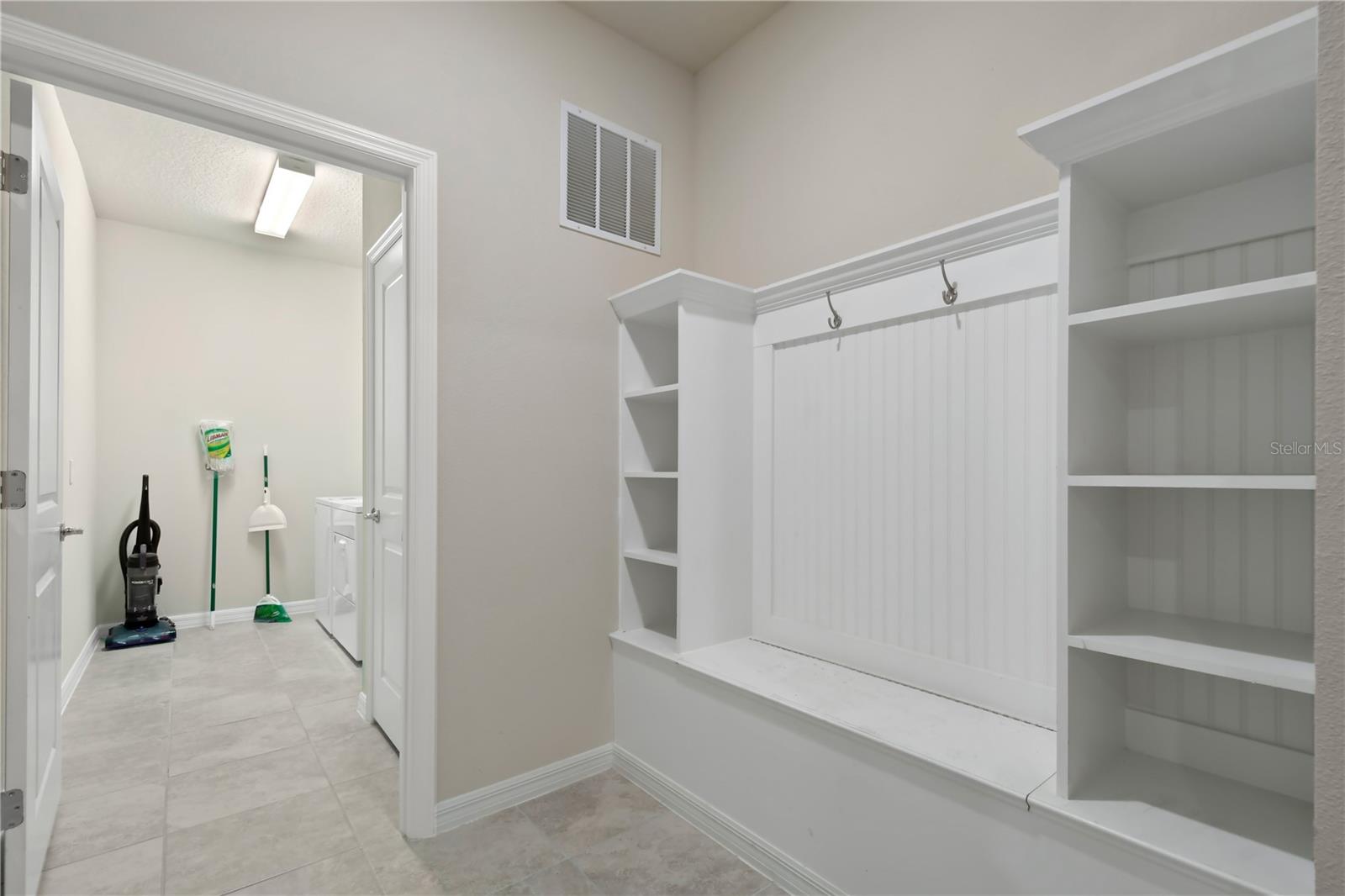 WINDSOR ISLAND RESIDENCE PH 2B - Residential