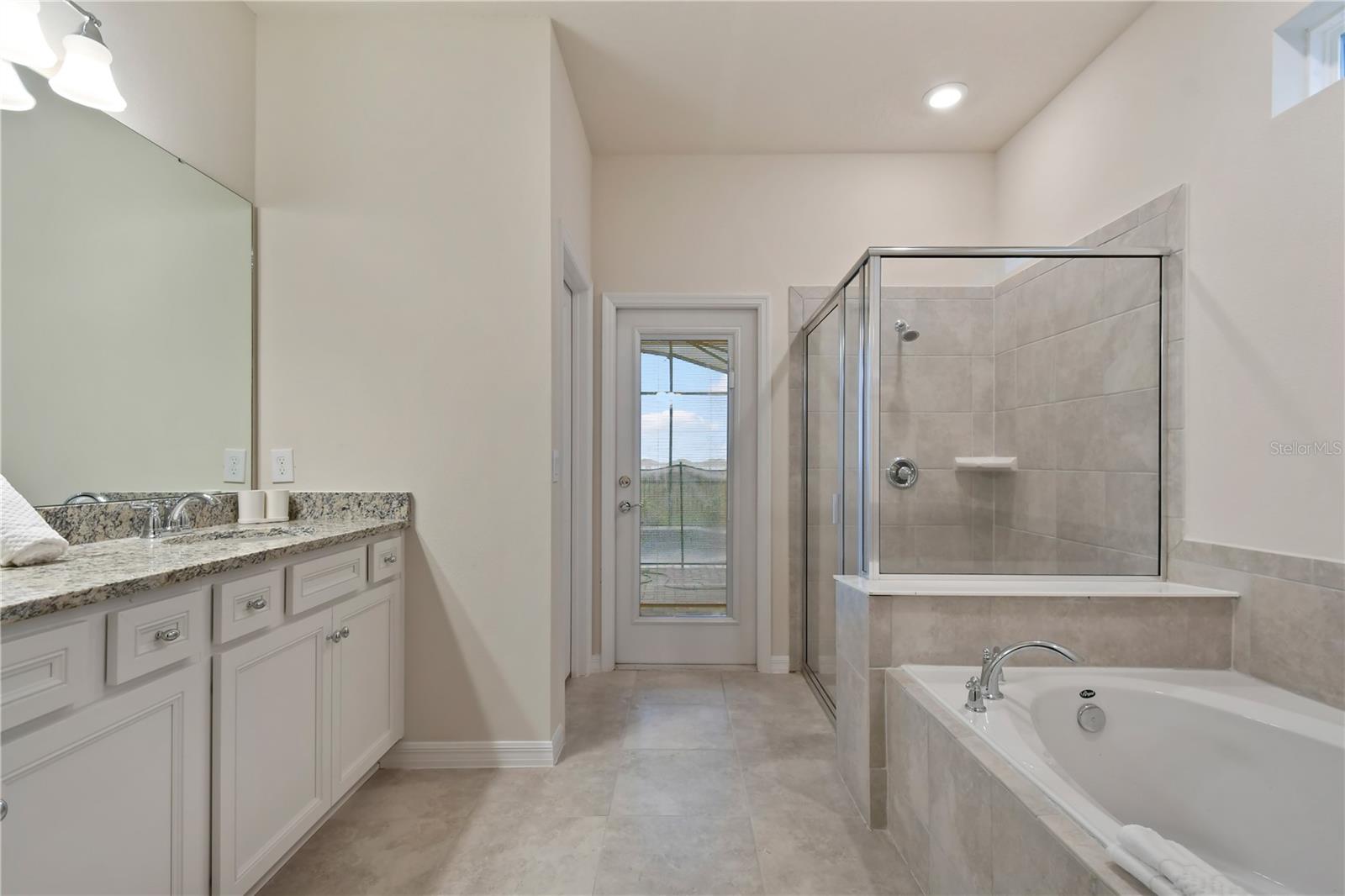 WINDSOR ISLAND RESIDENCE PH 2B - Residential