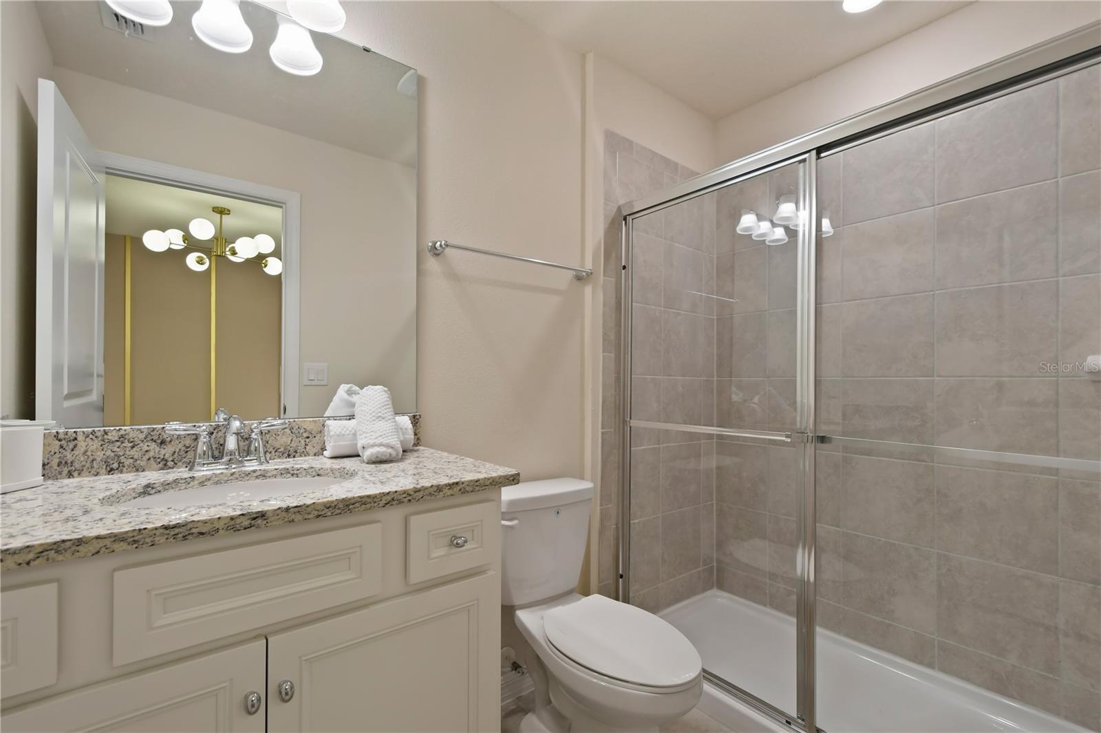 WINDSOR ISLAND RESIDENCE PH 2B - Residential