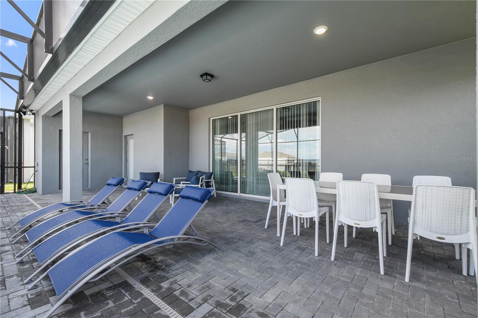 WINDSOR ISLAND RESIDENCE PH 2B - Residential