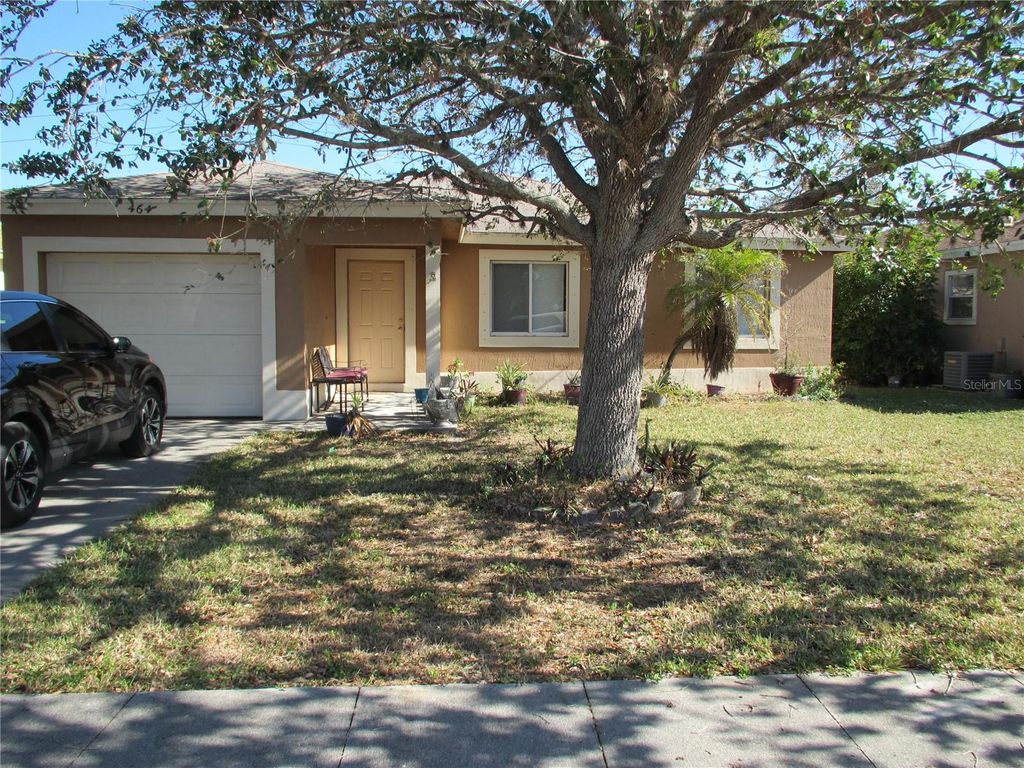 Photo of 464 Hippel Street, Port Charlotte, FL 33954 (MLS # C7518574)