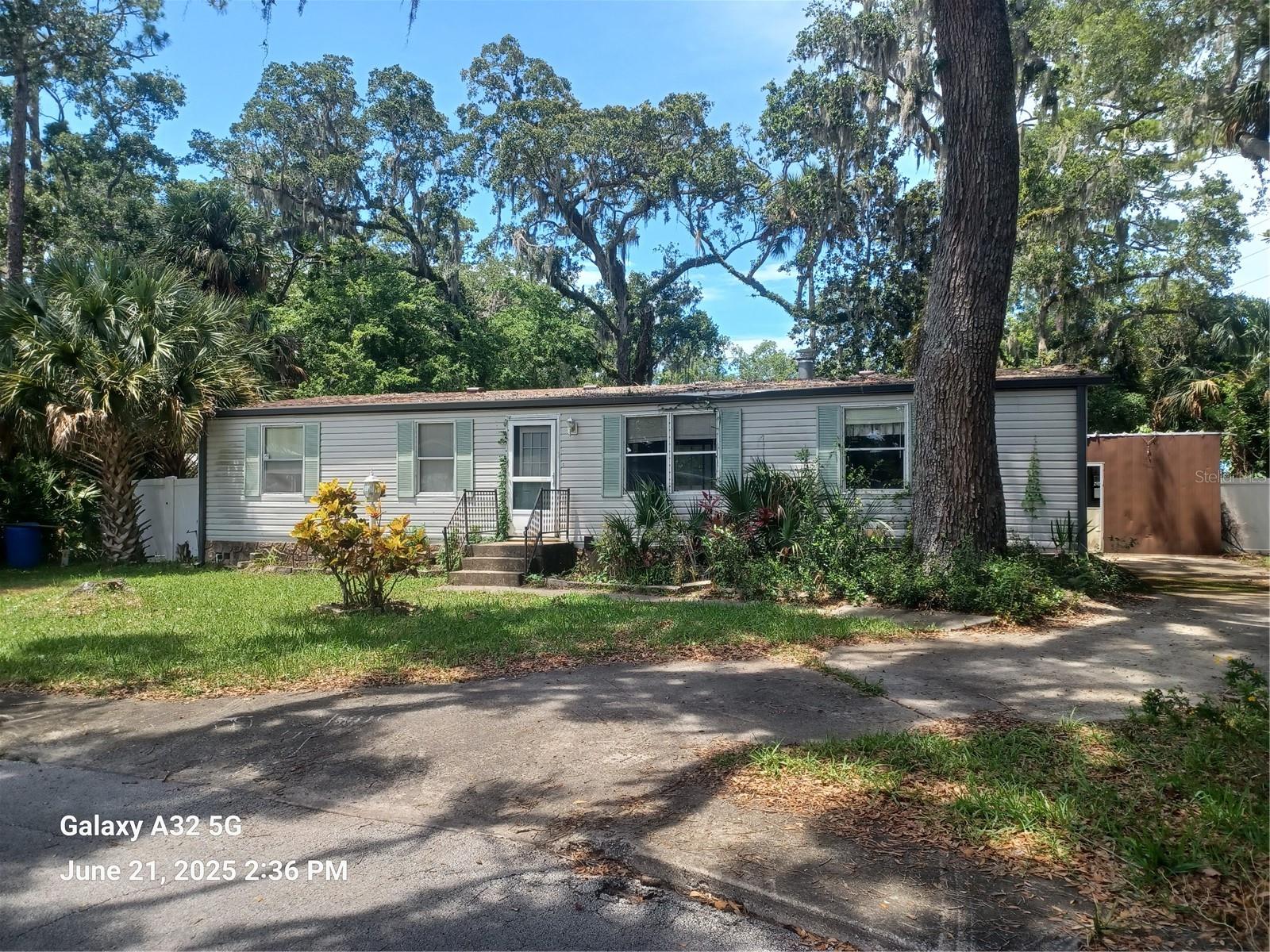 Investor alert! great location for this fixer upper or bring your own manufactured home and avoid the impact fee. Conveniently located to schools, shopping, parks and just a short drive to the beach. Call agent for access information. Being sold "as is", buyers do your due diligence.