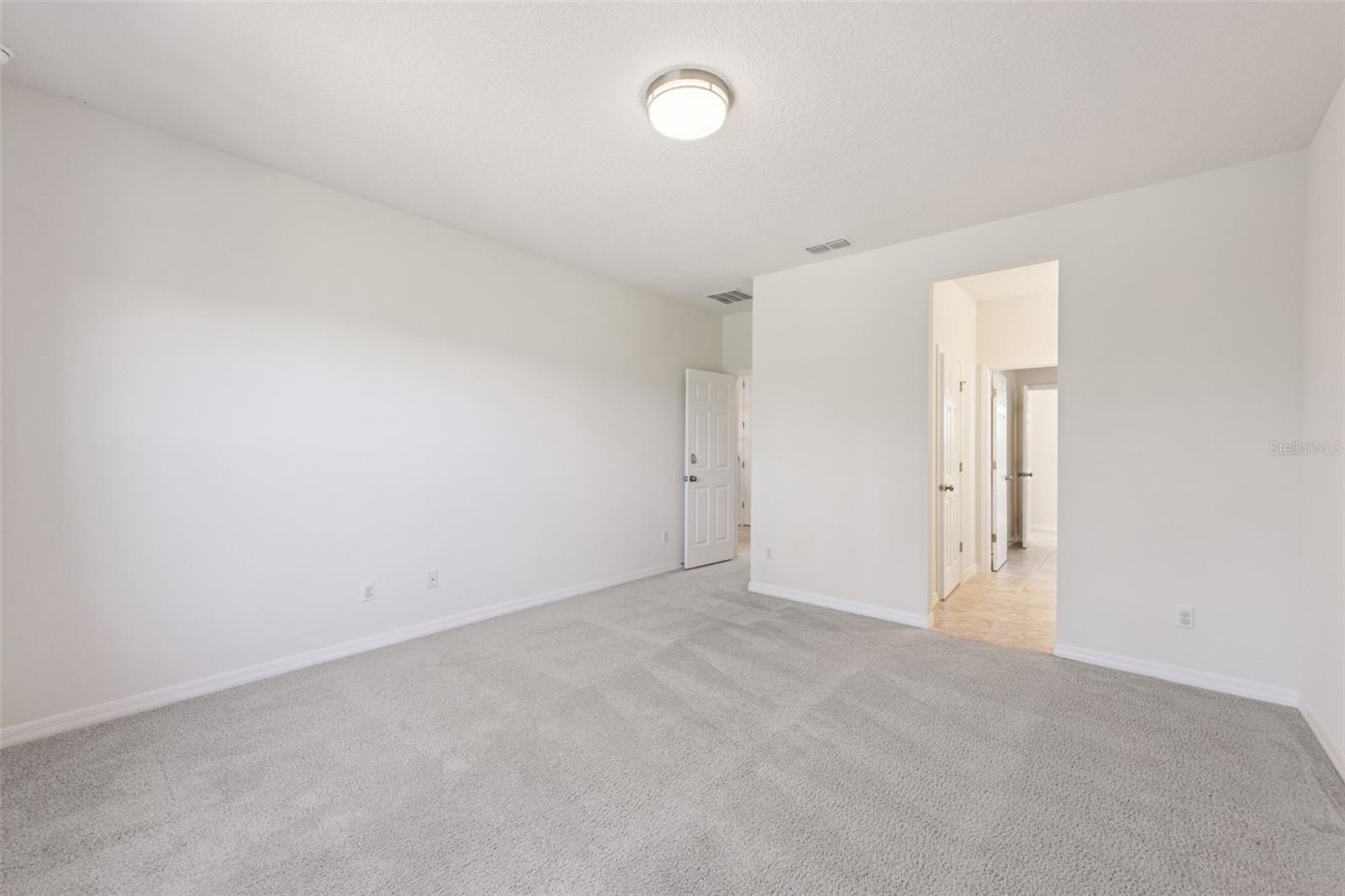 WHITETAIL RUN - Residential