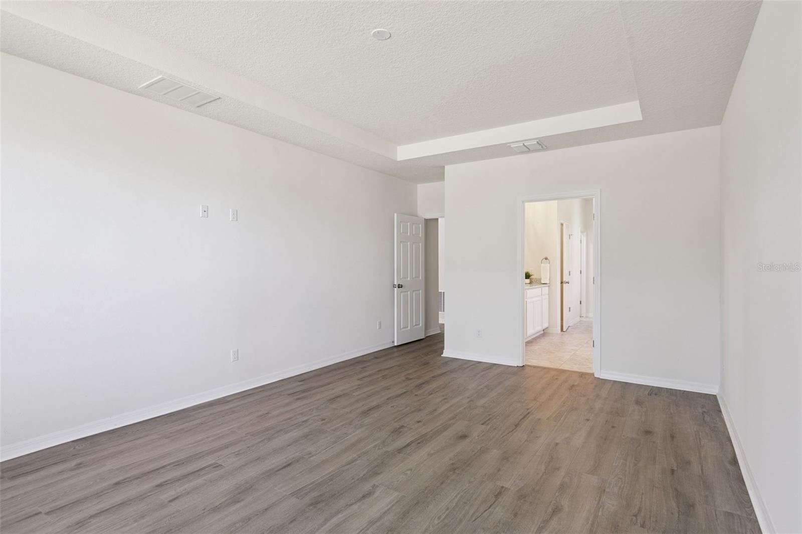 WHITETAIL RUN - Residential