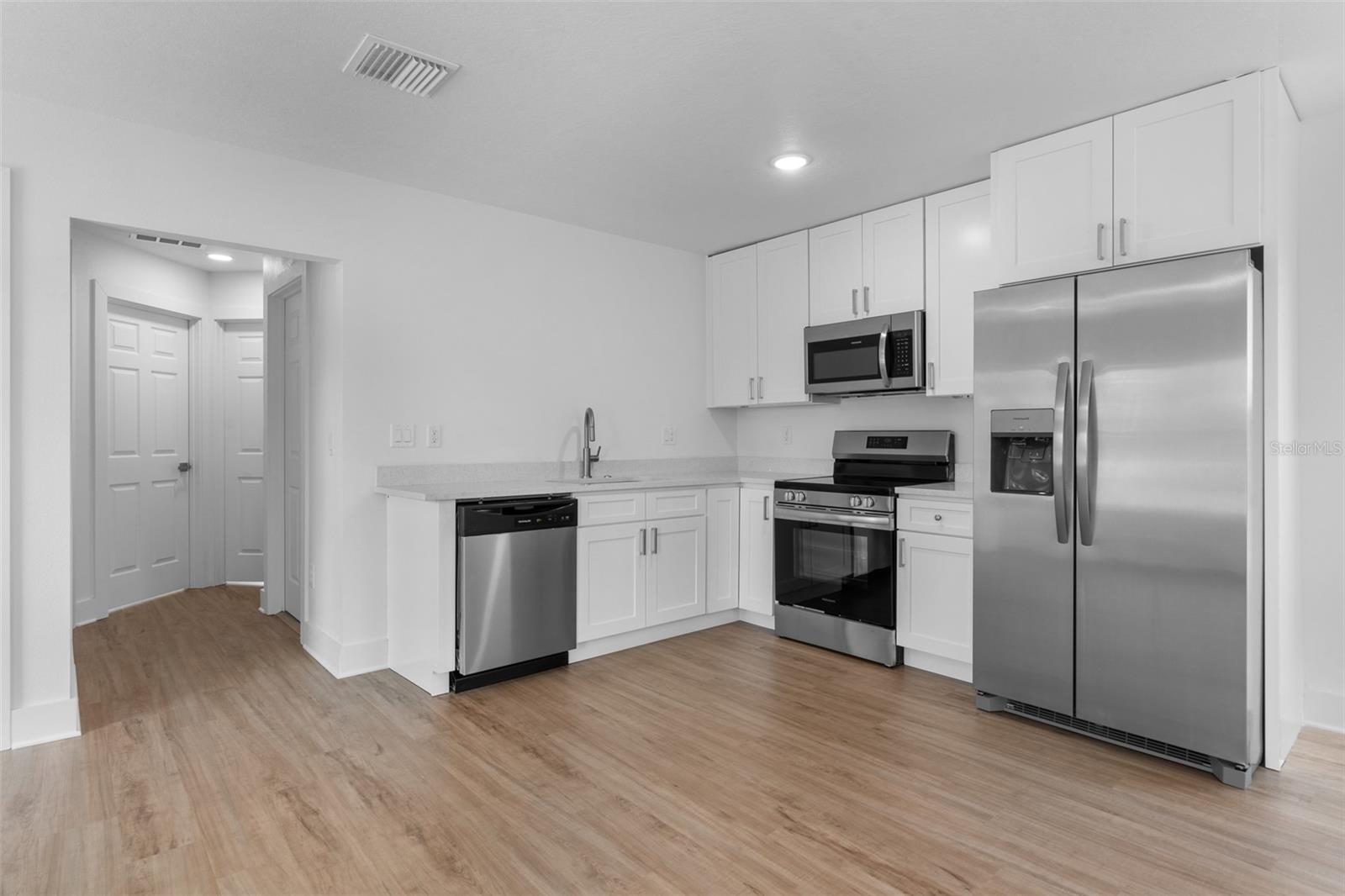 WOODSTOCK SUB - Residential Lease
