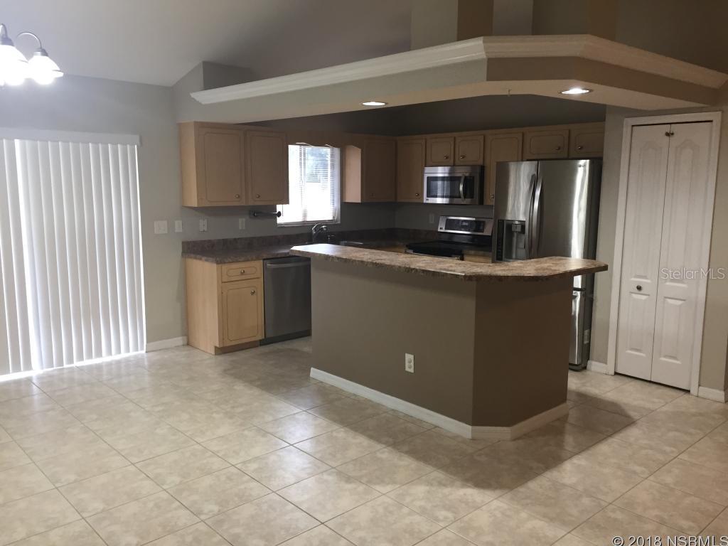 Hart In Sheppard & Sanchez Grants - Residential Lease