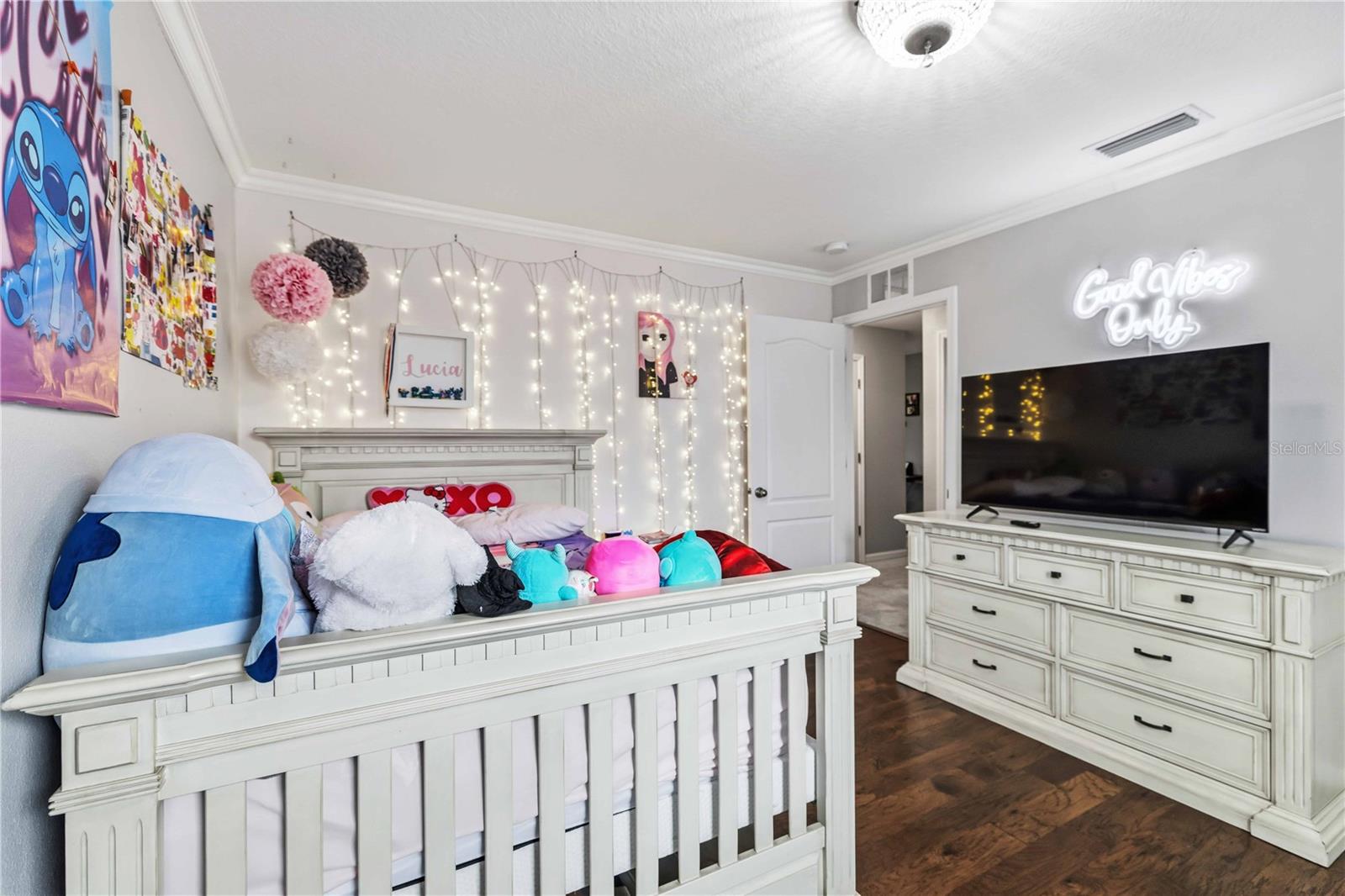 DEL TIERRA PH I - Residential