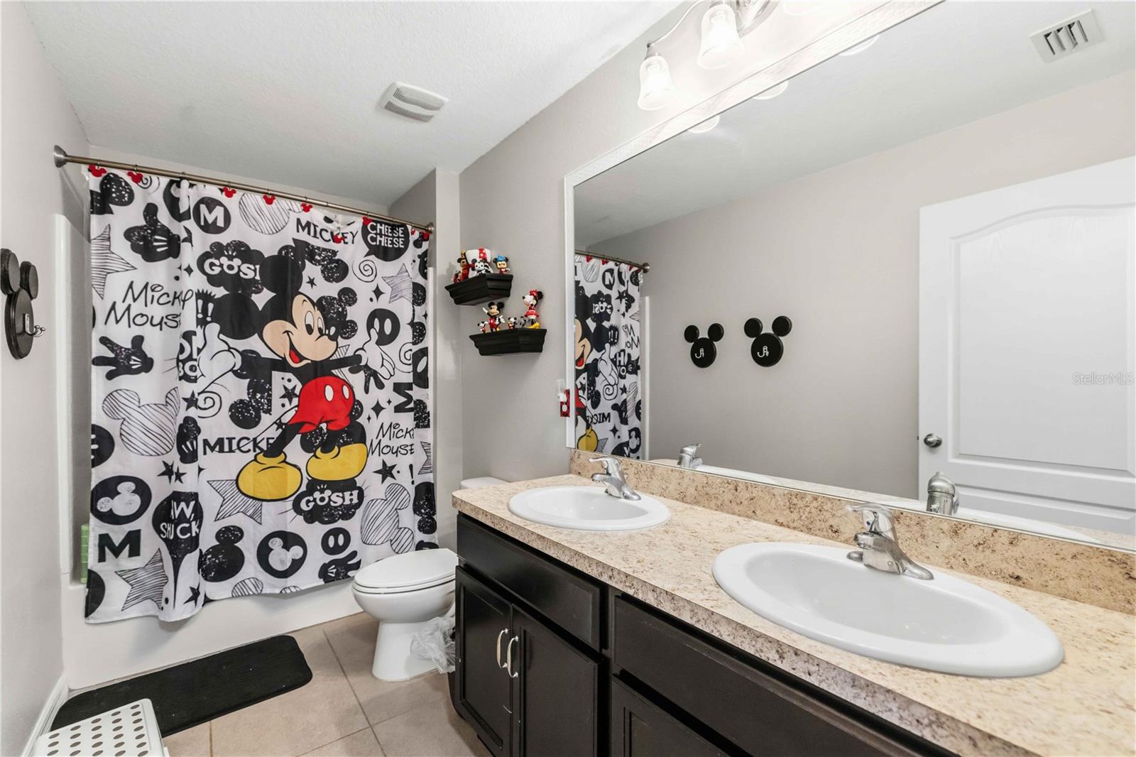 DEL TIERRA PH I - Residential