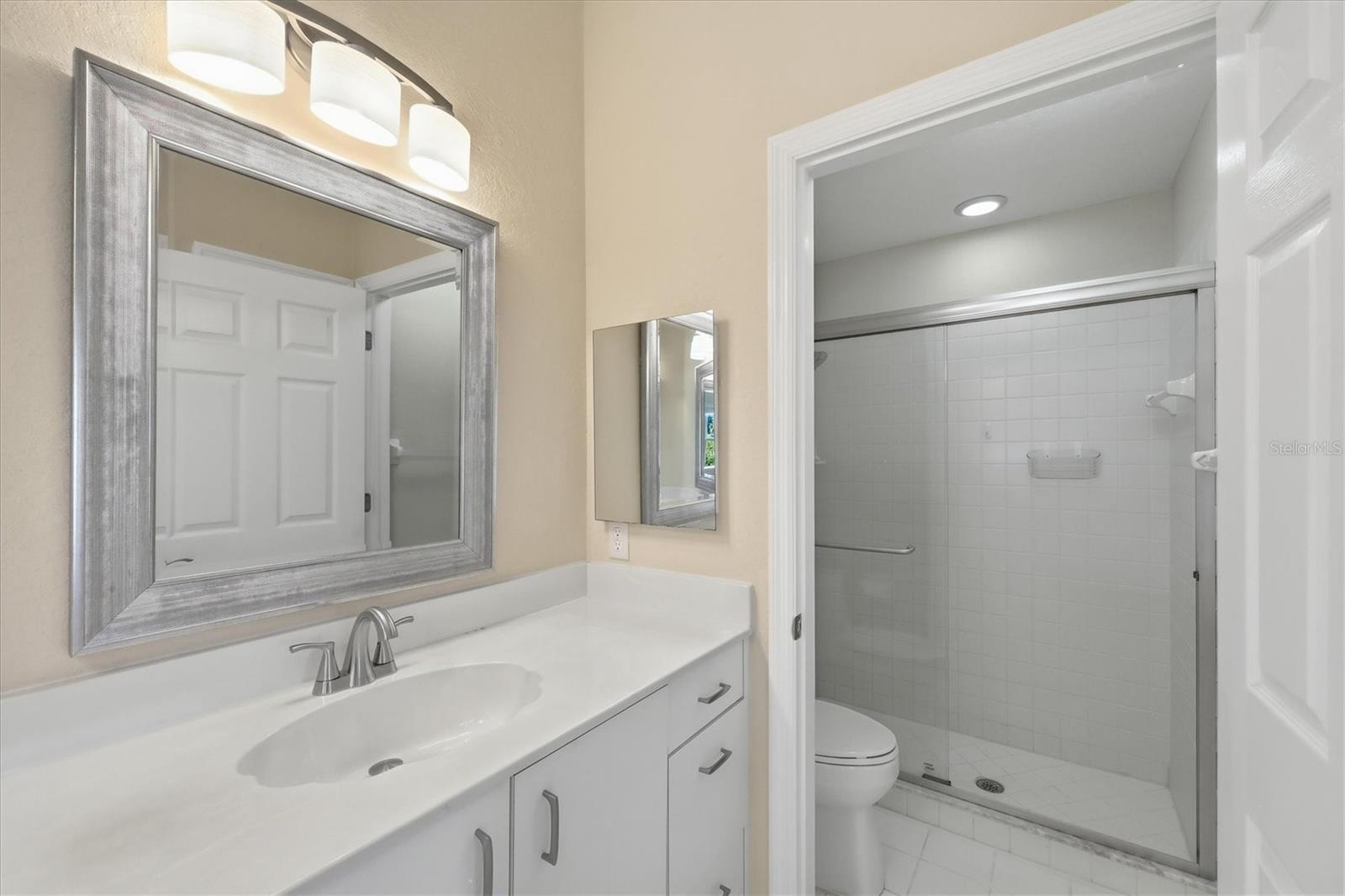 RIVERWOOD - Residential