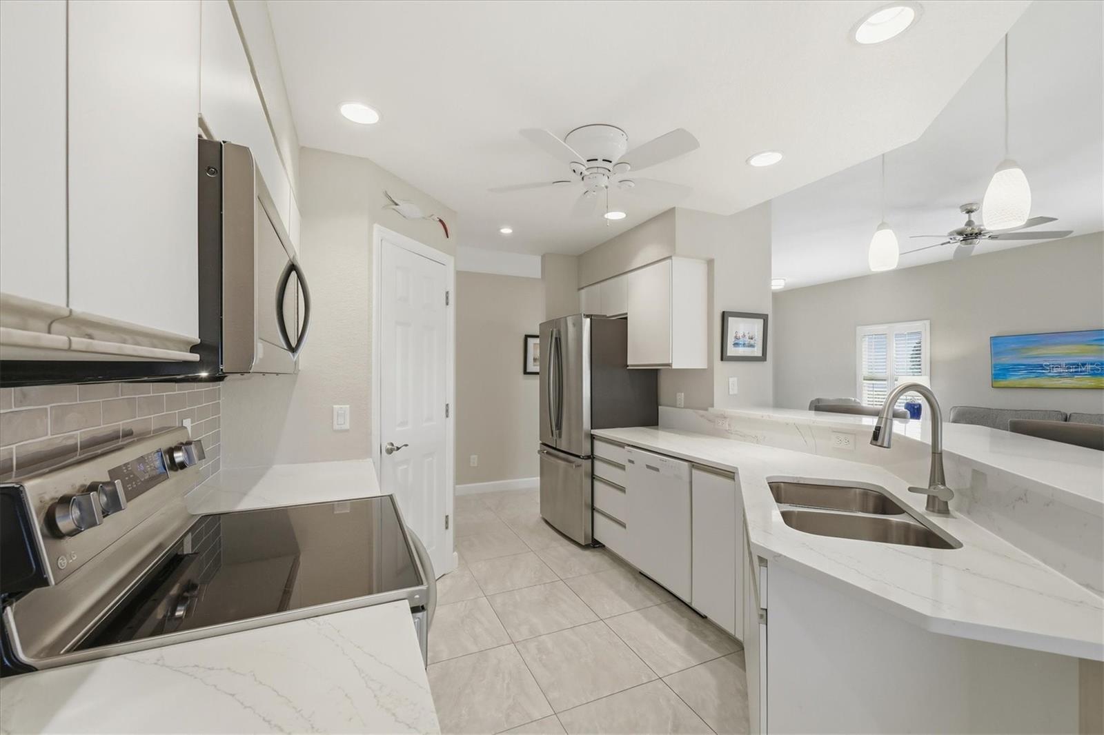 RIVERWOOD - Residential