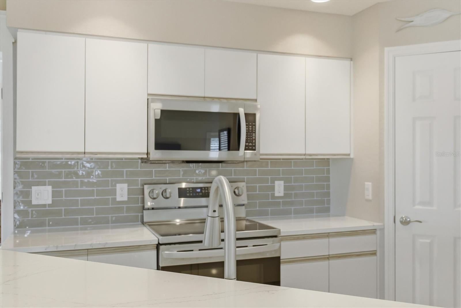 RIVERWOOD - Residential