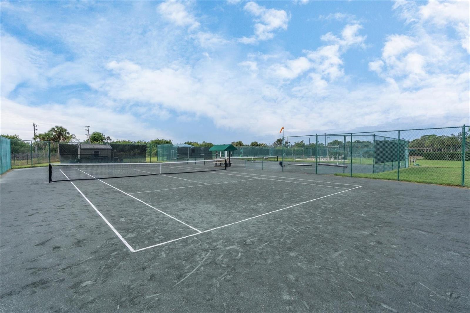 RIVERWOOD - Residential