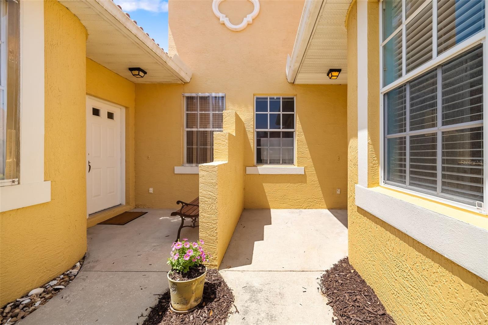 5609 SPANISH POINT COURT