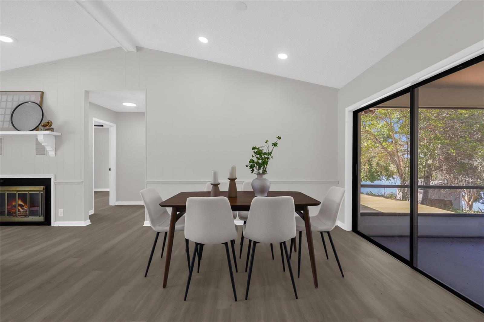 RIDGE MANOR - Residential