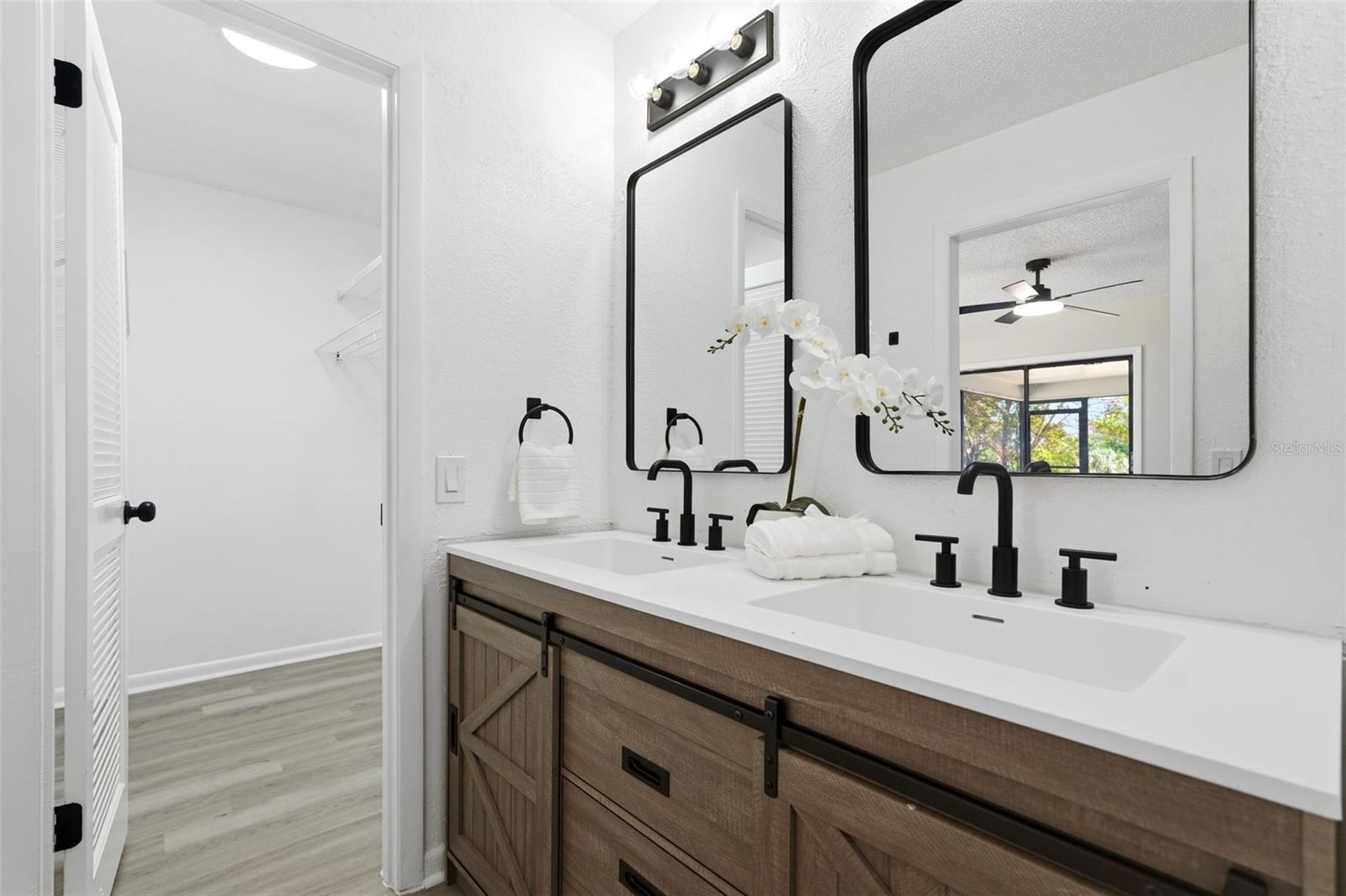 RIDGE MANOR - Residential