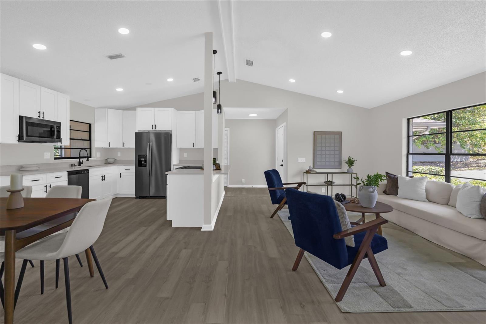 RIDGE MANOR - Residential
