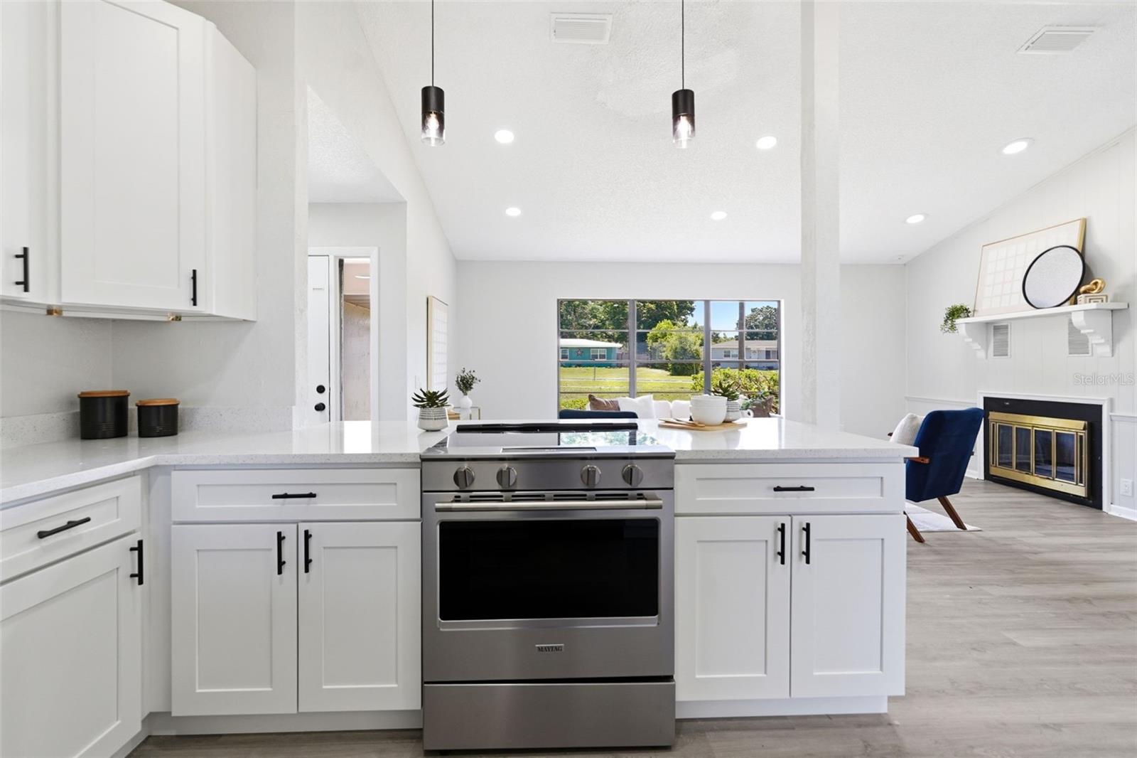 RIDGE MANOR - Residential