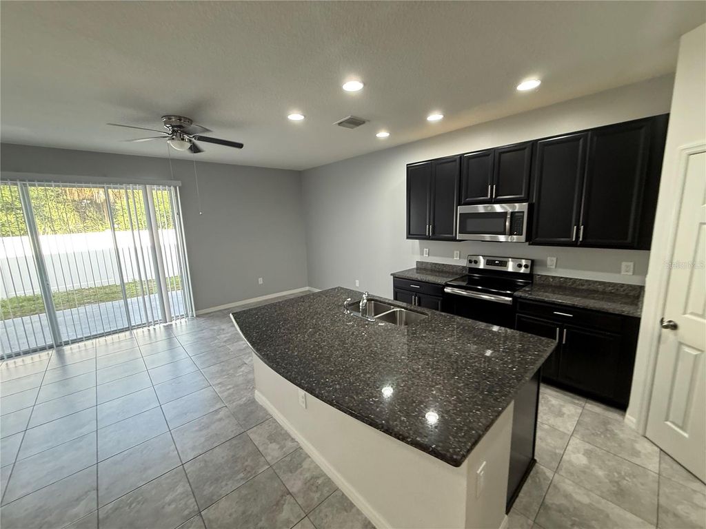 Photo of 7127 Summer Holly Place, Riverview, FL 33578 (MLS # TB8494988)