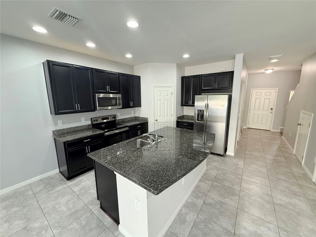 Photo of 7127 Summer Holly Place, Riverview, FL 33578 (MLS # TB8494988)
