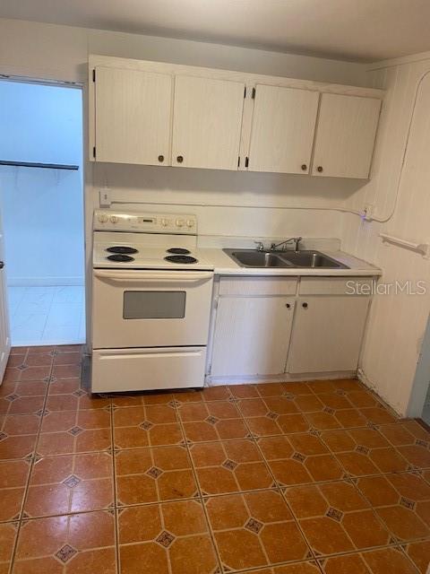 LAKEWOOD PARK - Residential Lease