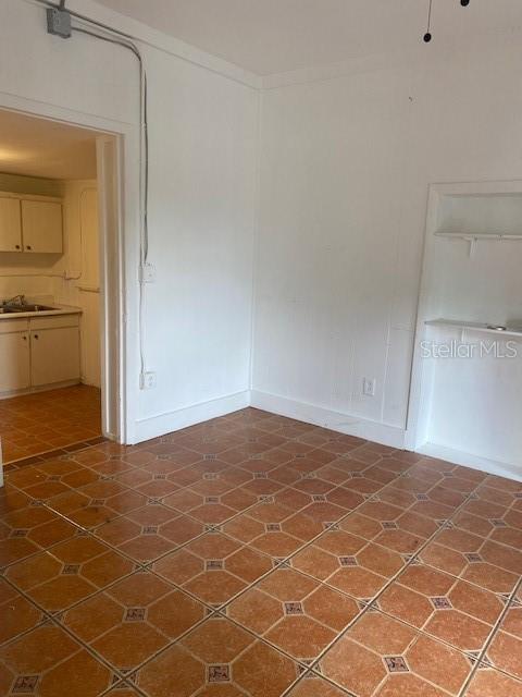 LAKEWOOD PARK - Residential Lease