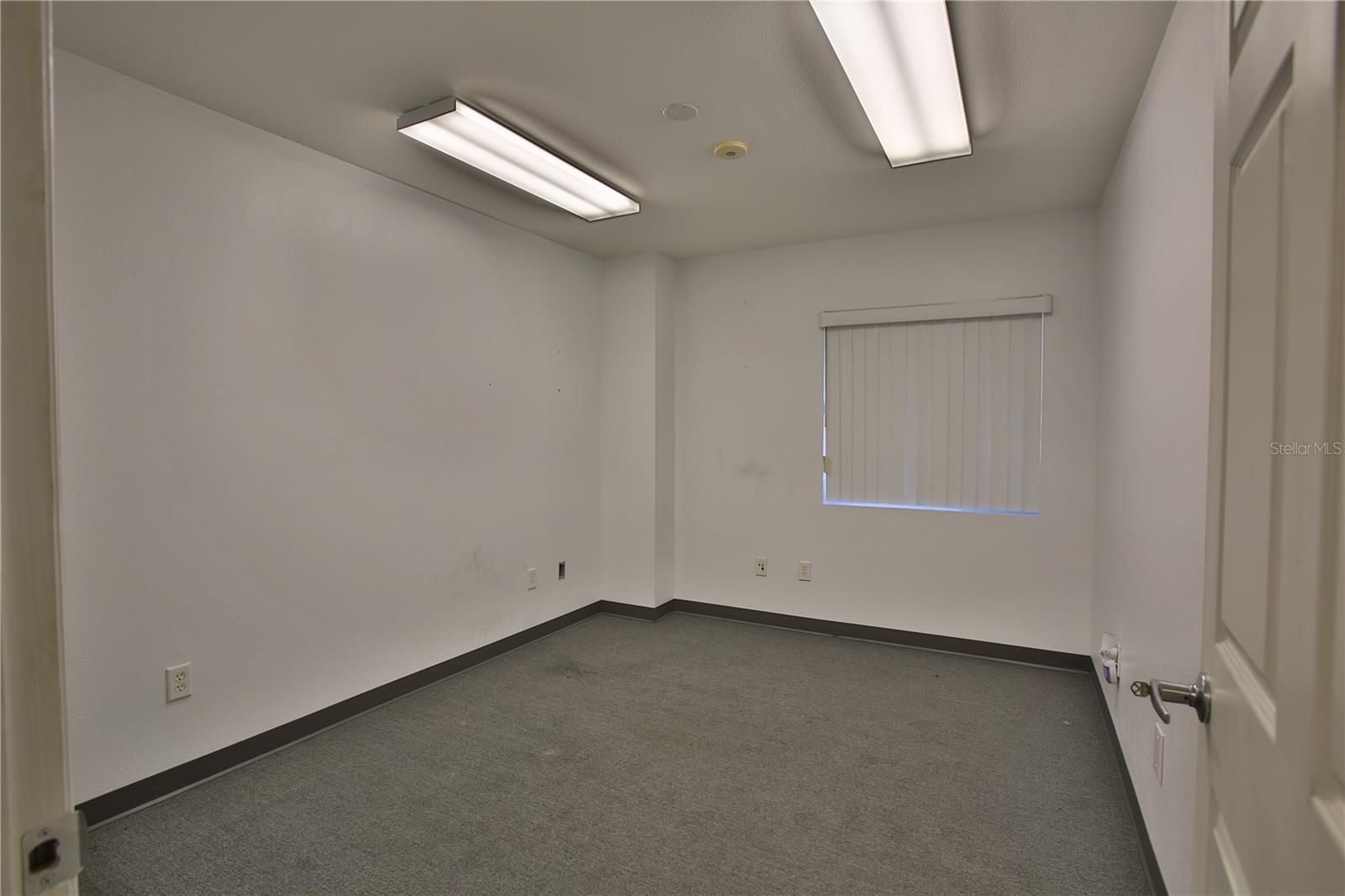 BELTWAY BUSINESS CENTER - Commercial Lease