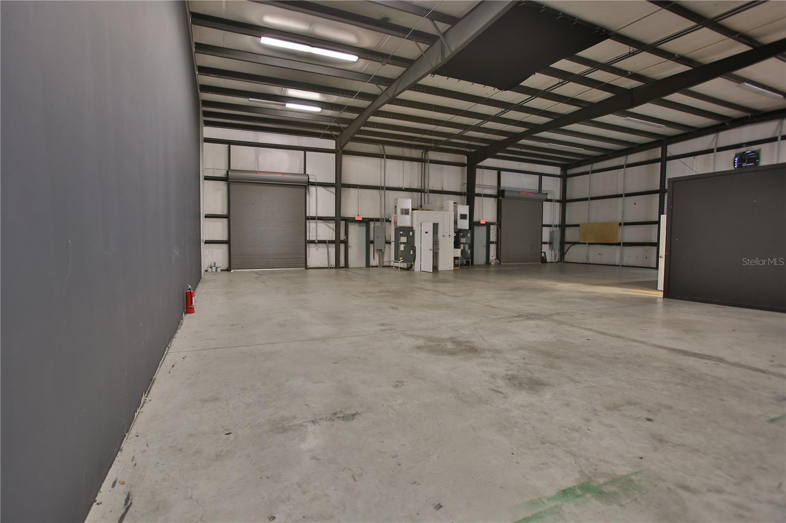 BELTWAY BUSINESS CENTER - Commercial Lease