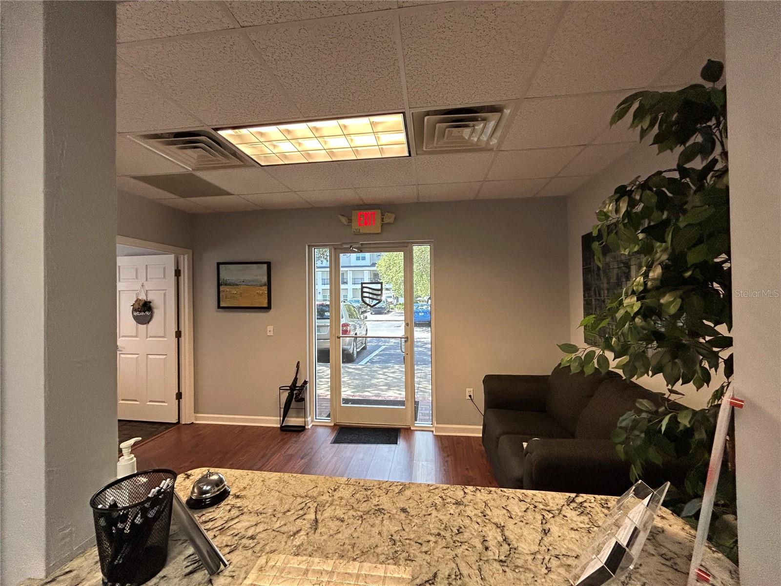 METRO 39 OFFICE PARK CONDO BLDG 2 - Commercial Lease