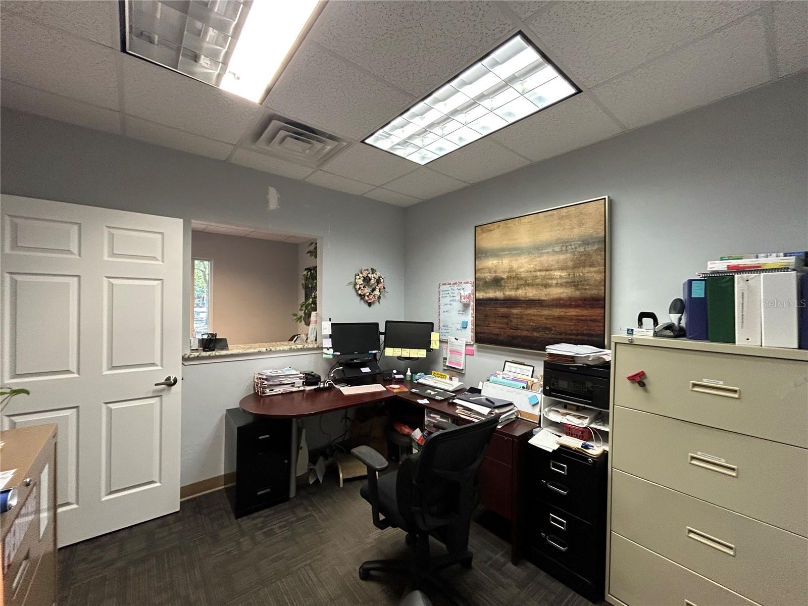 METRO 39 OFFICE PARK CONDO BLDG 2 - Commercial Lease