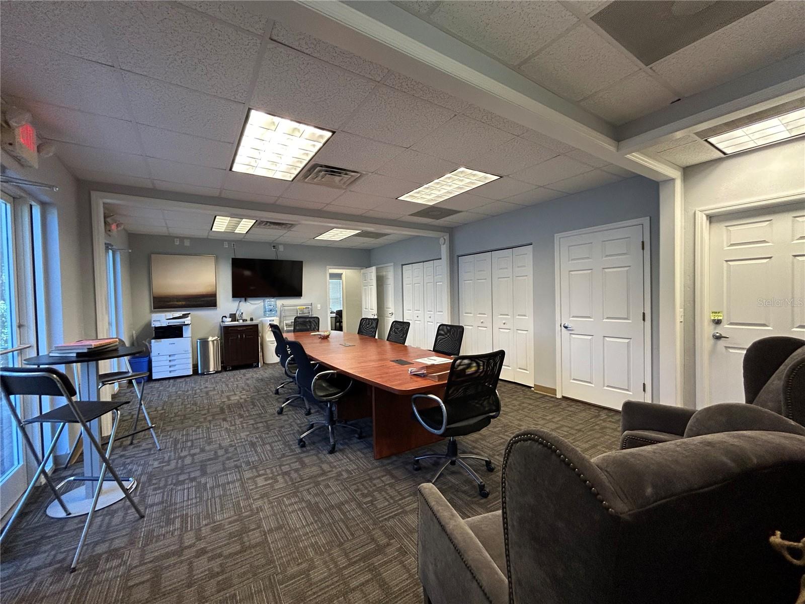 METRO 39 OFFICE PARK CONDO BLDG 2 - Commercial Lease