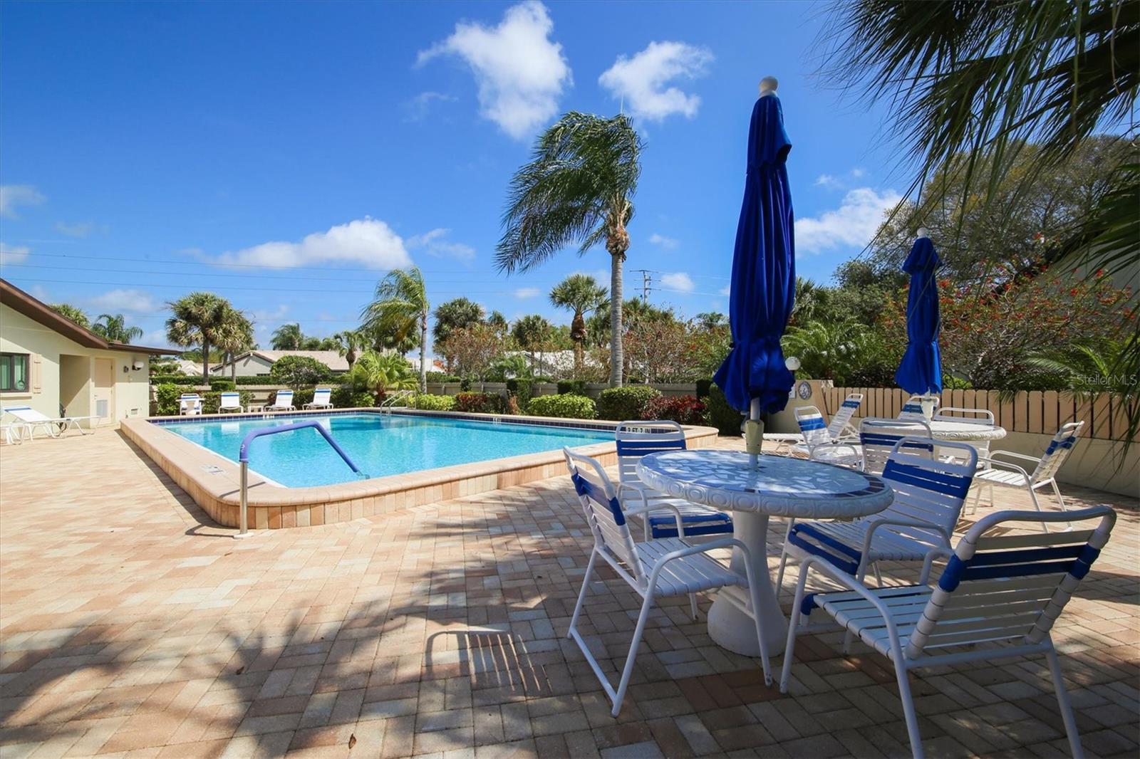 FAIRWAYS OF CAPRI - Residential