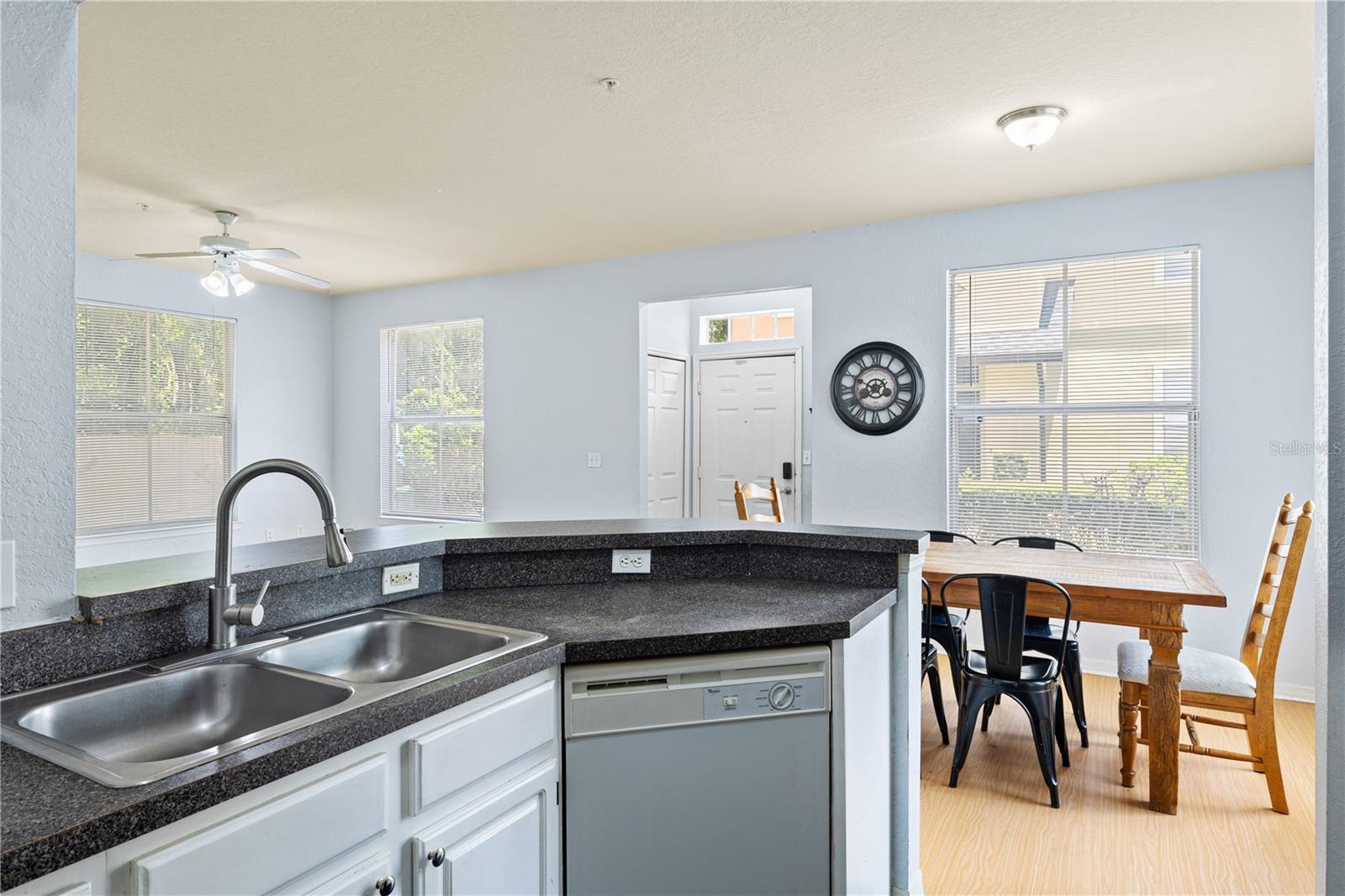 FOUNTAINS/METRO WEST - Residential