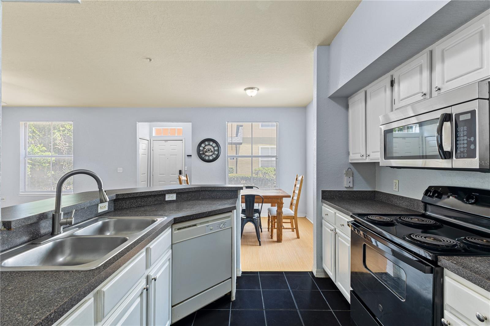 FOUNTAINS/METRO WEST - Residential