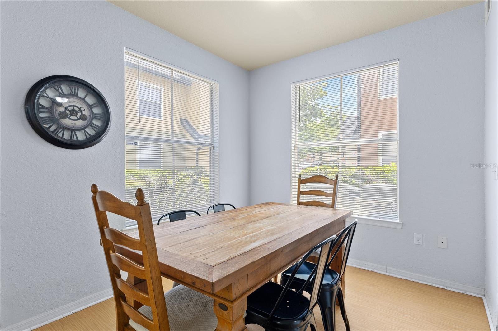 FOUNTAINS/METRO WEST - Residential