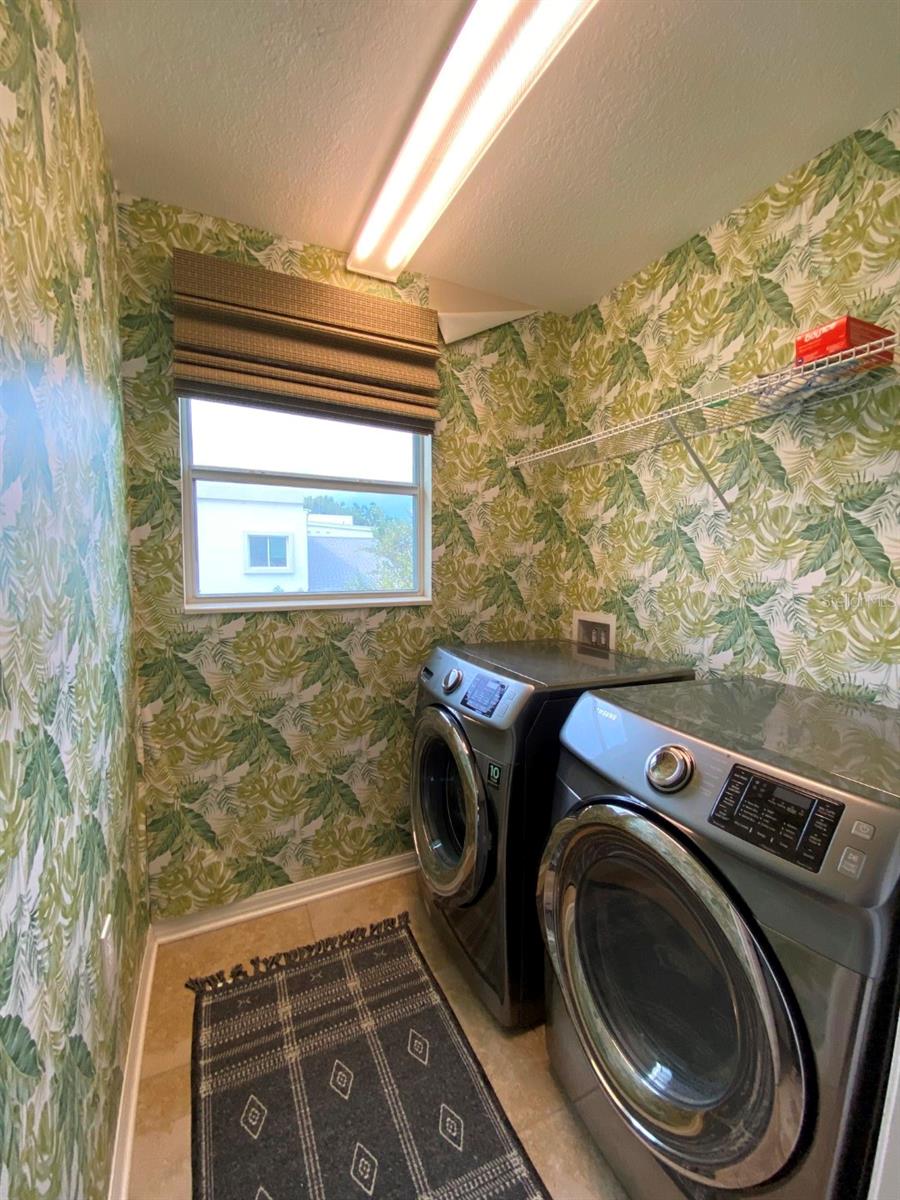 WOODLAWN PARK REV - Residential Lease