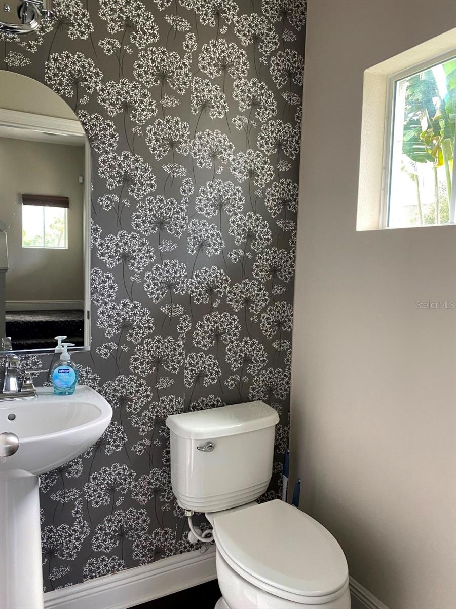 WOODLAWN PARK REV - Residential Lease