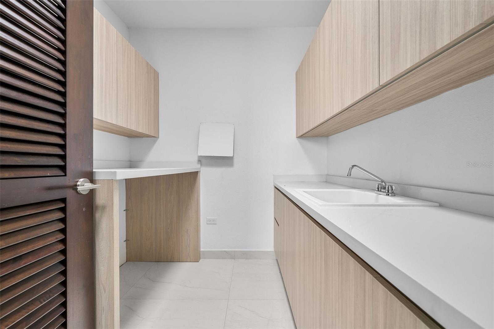 SABANERA DE DORADO - Residential
