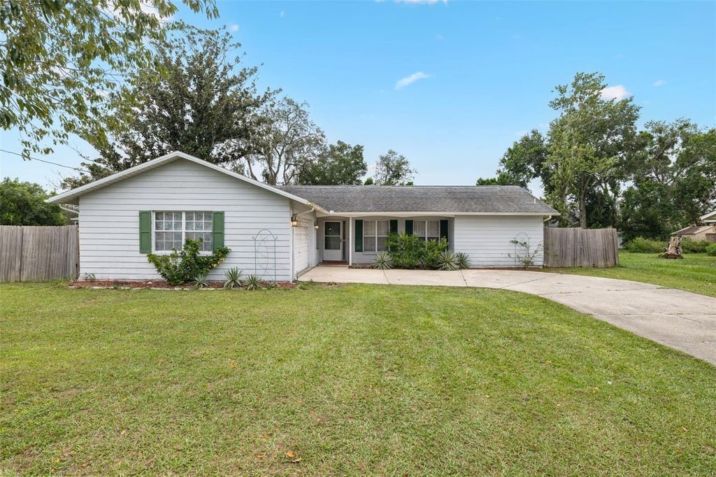 Photo of 13150 Linden Drive, Spring Hill, FL 34609 (MLS # TB8426642)