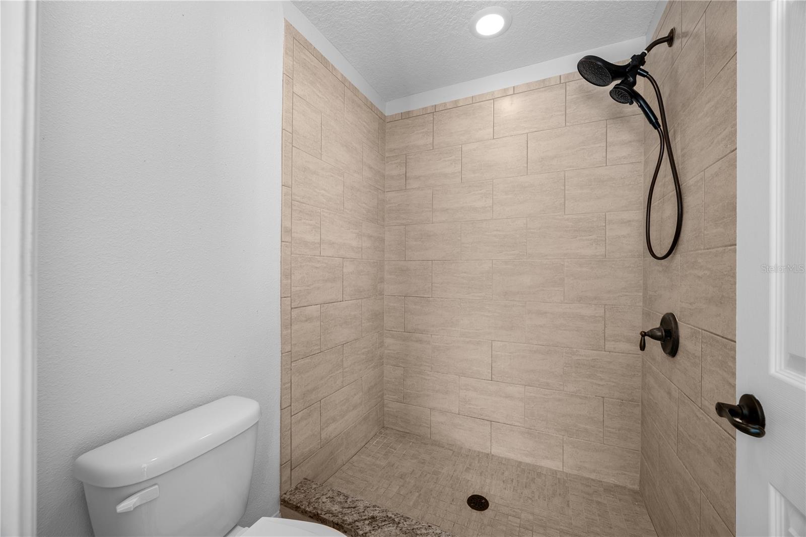 BATTAGLIA - Residential Lease