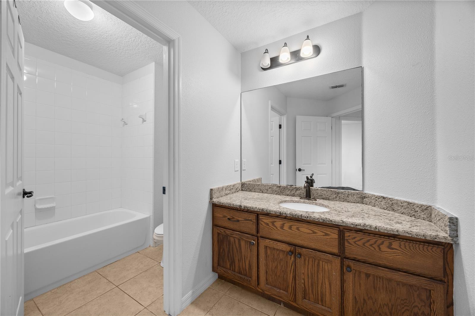 BATTAGLIA - Residential Lease