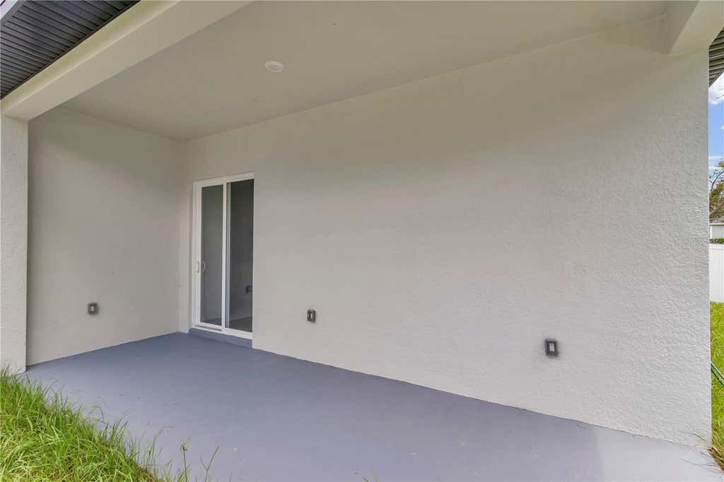 Photo of 17226 SW 20th Court Road, Ocala, FL 34473 (MLS # OM730022)