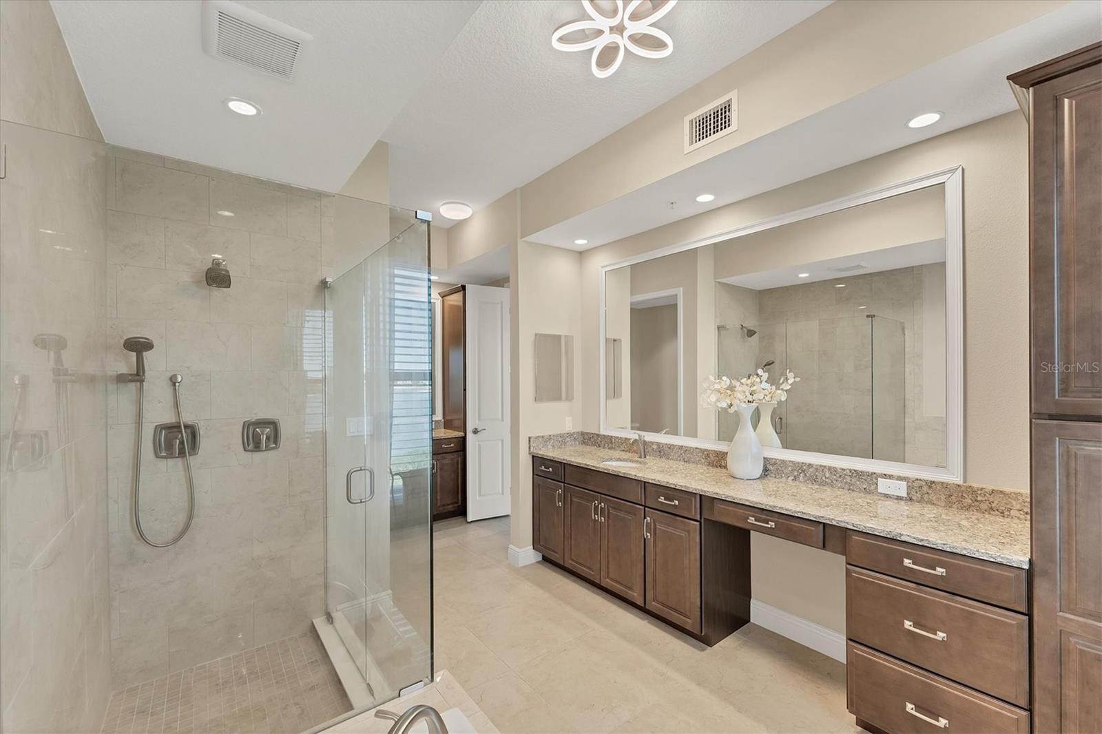 WATERFRONT AT MAIN STREET PH 2 - Residential